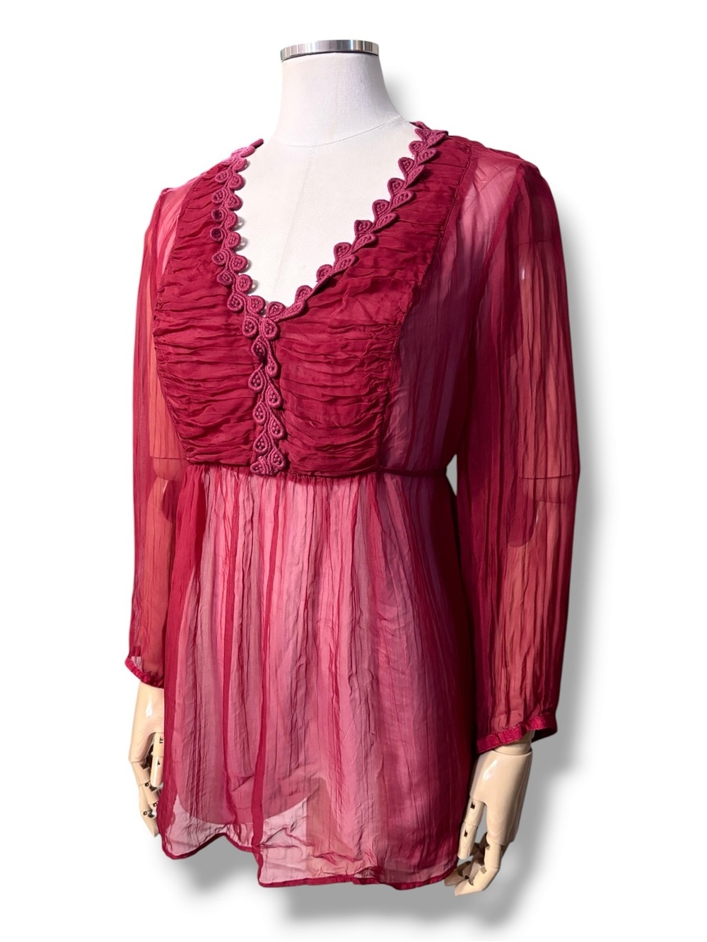 ANTHROPOLOGIE x MEADOW RUE Red Sheer Ruched Bib Tie Waist V-Neck Blouse Size 12